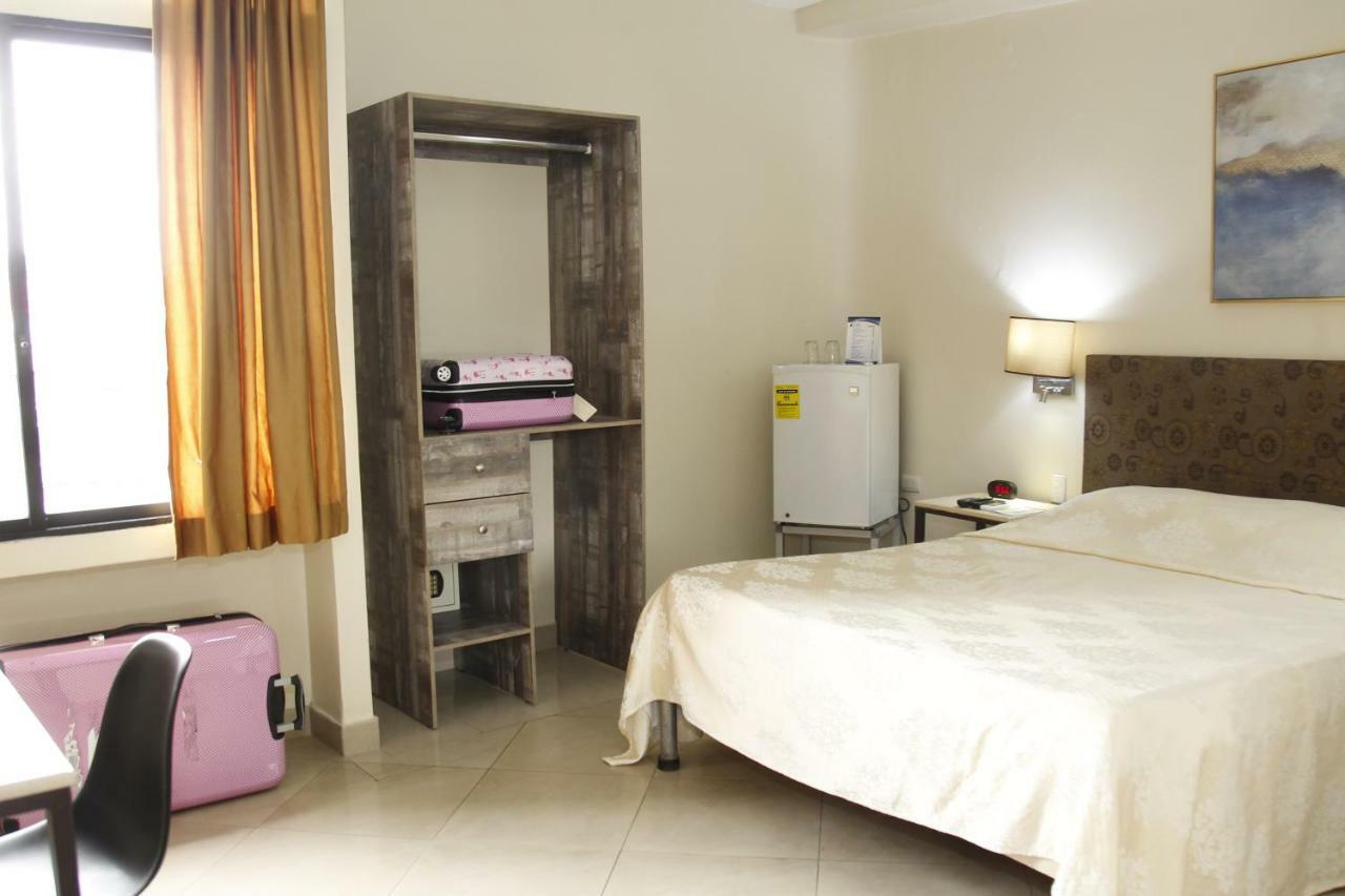 Hotel Varadero Internacional Guayaquil Extérieur photo